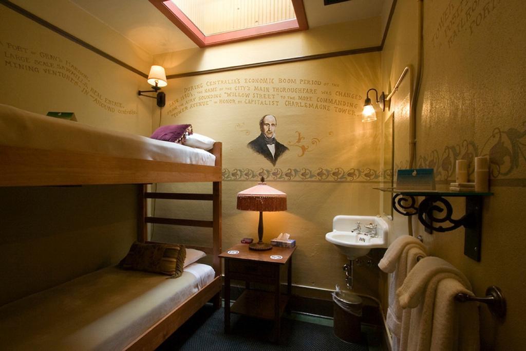 Mcmenamins Olympic Club Villa Centralia Luaran gambar