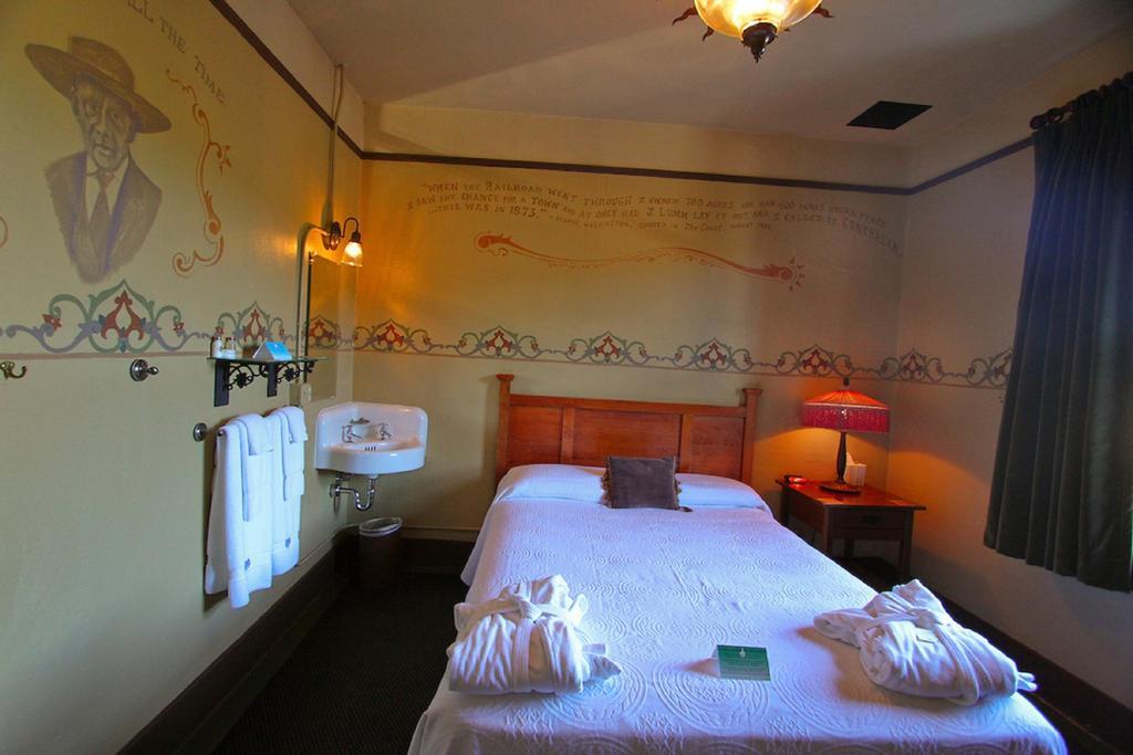 Mcmenamins Olympic Club Villa Centralia Luaran gambar