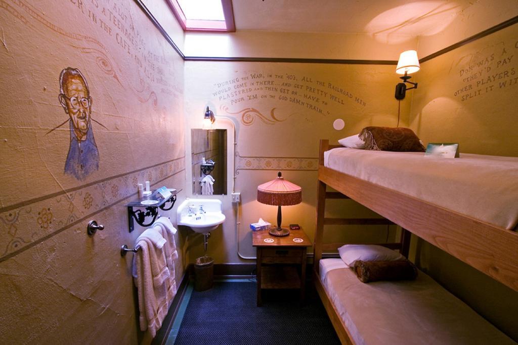 Mcmenamins Olympic Club Villa Centralia Luaran gambar