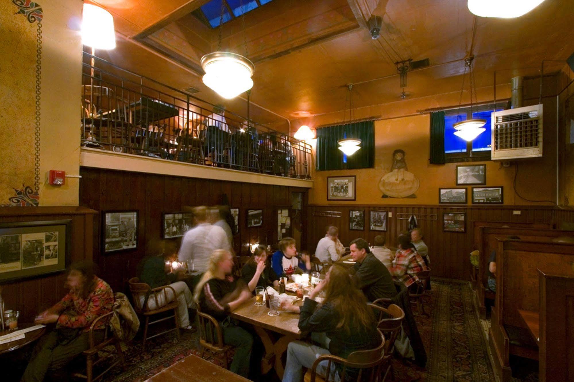 Mcmenamins Olympic Club Villa Centralia Luaran gambar